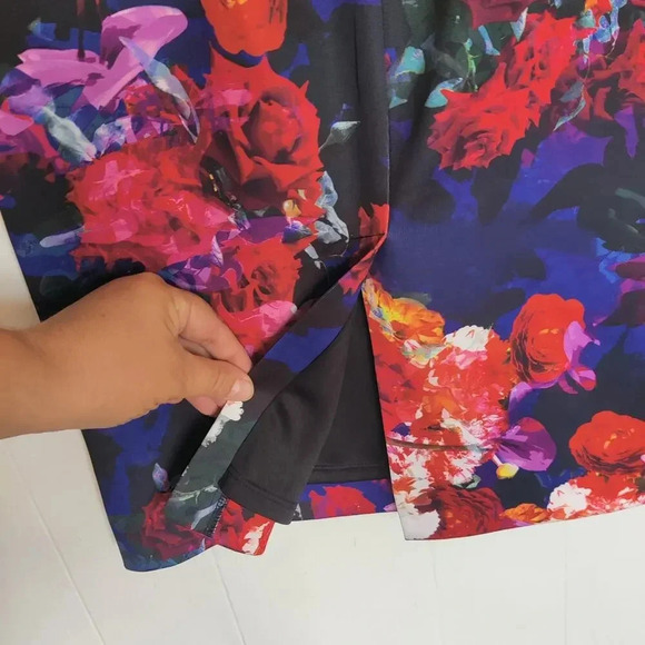 Betsey Johnson Sheath Floral Dress Sz 4 Cocktail Short Cap Sleeve Multicolor - Picture 7 of 11